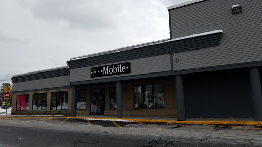 Cell Phone Store «T-Mobile», reviews and photos, 73 Winthrop Ave, Lawrence, MA 01843, USA