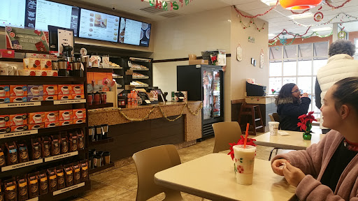 Coffee Shop «Dunkin Donuts - Drive Thru Location», reviews and photos, Severna Parkway, Martinsburg, WV 25403, USA