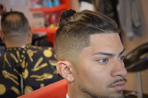 Barber Shop «The Gentlemens Club Barbershop», reviews and photos, 1320 Jefferson Davis Hwy Suite #20, Fredericksburg, VA 22401, USA