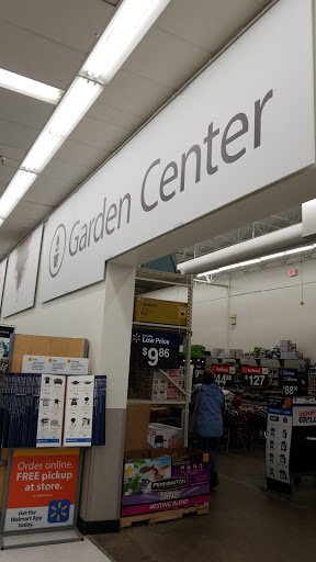 Department Store «Walmart Supercenter», reviews and photos, 200 12th St SW, Forest Lake, MN 55025, USA