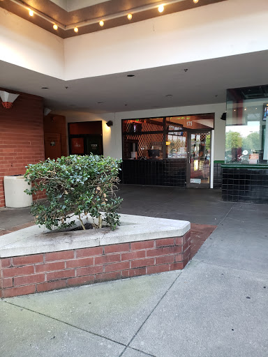 Movie Theater «AMC Classic Windsor Square 7», reviews and photos, 175 S Seven Oaks Dr, Knoxville, TN 37922, USA