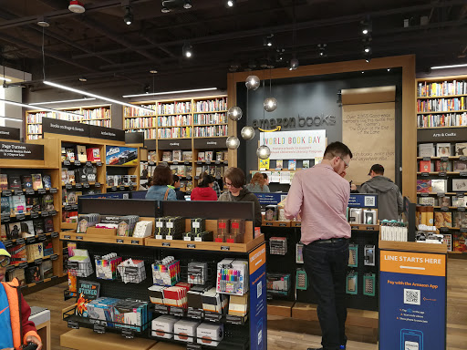 Book Store «Amazon Books», reviews and photos, 4601 26th Ave NE, Seattle, WA 98105, USA