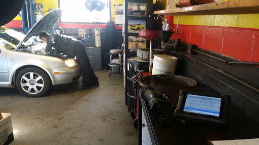 Auto Repair Shop «Total Auto Care Auto Repair», reviews and photos, 308 Lake St S, Forest Lake, MN 55025, USA