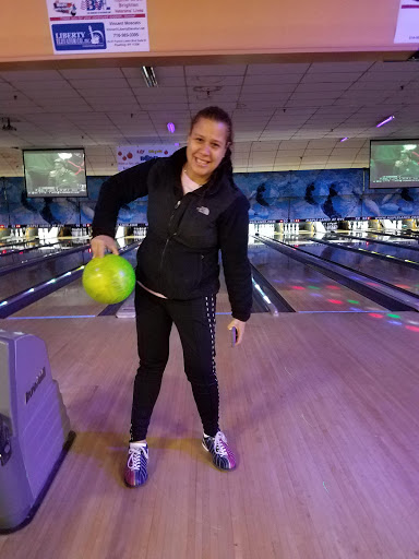 Bowling Alley «Rockville Centre Lanes», reviews and photos, 100 Maple Ave, Rockville Centre, NY 11570, USA