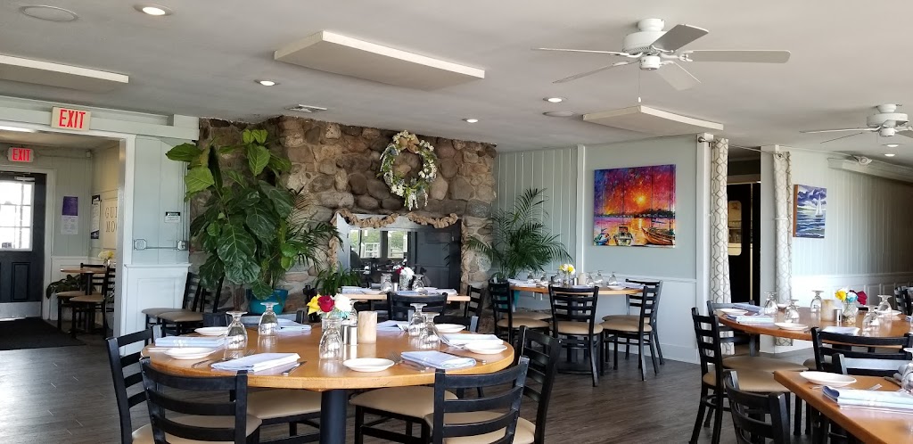 Guilford Mooring 06437