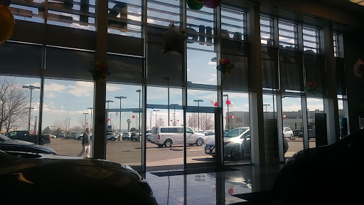 Nissan Dealer «Larry H. Miller Nissan Southwest», reviews and photos, 5067 S Wadsworth Blvd, Littleton, CO 80123, USA