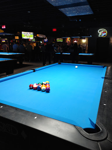Metro Sportz Bar & Billiards