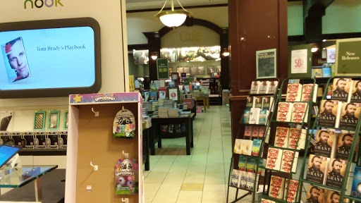Book Store «Barnes & Noble», reviews and photos, 3102 Northline Ave, Greensboro, NC 27408, USA