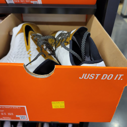 Sporting Goods Store «Nike Clearance Store», reviews and photos, 1275 Marina Blvd, San Leandro, CA 94577, USA