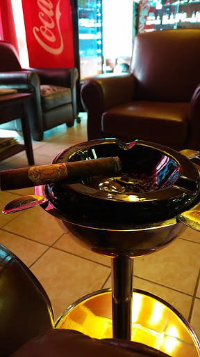 Cigar Shop «STOGIES», reviews and photos, 3124 IL-59, Naperville, IL 60564, USA
