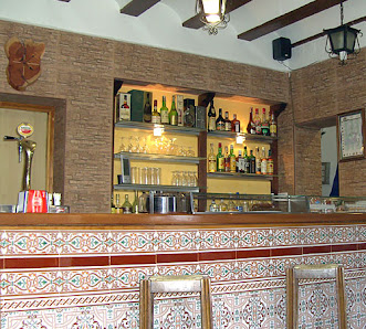 El Ciervo Mesón Bar Restaurante C. Carretera, s/n, 42192 Villaciervos, Soria, España