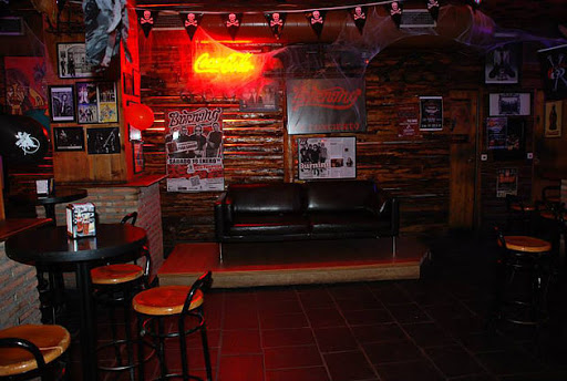 Cocodrilo Rock Bar