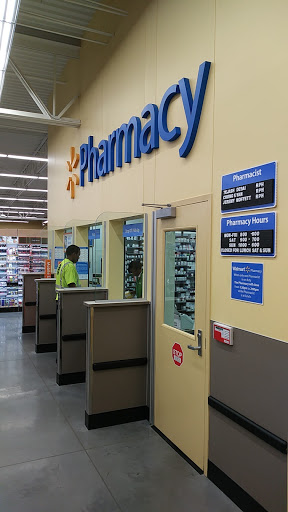 Supermarket «Walmart Neighborhood Market», reviews and photos, 412 W Bert Kouns Industrial Loop, Shreveport, LA 71106, USA