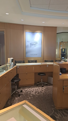 Jewelry Store «Jared The Galleria of Jewelry», reviews and photos, 6530 N Illinois St #101, Fairview Heights, IL 62208, USA