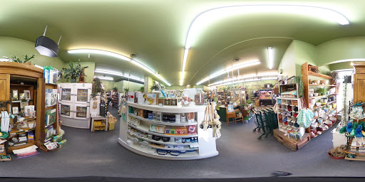 Grocery Store «Bear Foods Natural Market», reviews and photos, 125 E Woodin Ave, Chelan, WA 98816, USA