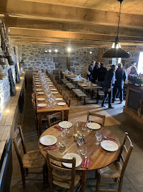 Atmosphère du Restaurant Buron du Couderc à Saint-Chély-d'Aubrac - n°2
