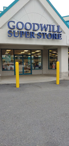 Thrift Store «Goodwill Industries of the Chesapeake, Inc.», reviews and photos, 208 S Bridge St, Elkton, MD 21921, USA