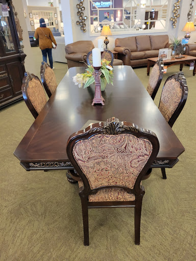 Furniture Store «Raymour & Flanigan Furniture and Mattress Store», reviews and photos, 1450 Clements Bridge Rd, Deptford Township, NJ 08096, USA