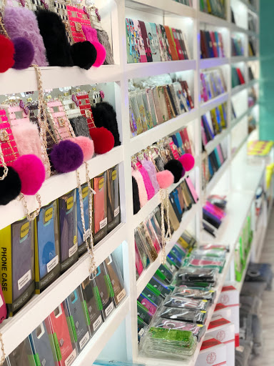 Cell Phone Store «Cell Phone & PC Repair Center», reviews and photos, 2919 Lakewood Village Dr, North Little Rock, AR 72116, USA