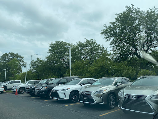 Lexus Dealer «Woodfield Lexus», reviews and photos, 350 E Golf Rd, Schaumburg, IL 60173, USA