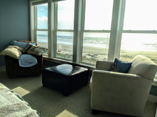 Grocery Store «Fred Meyer», reviews and photos, 150 NE 20th St, Newport, OR 97365, USA