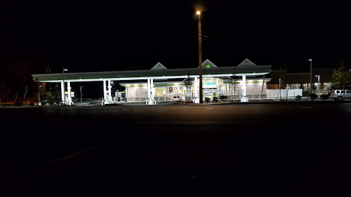 Gas Station «Cumberland Farms», reviews and photos, 318 County St, Taunton, MA 02780, USA