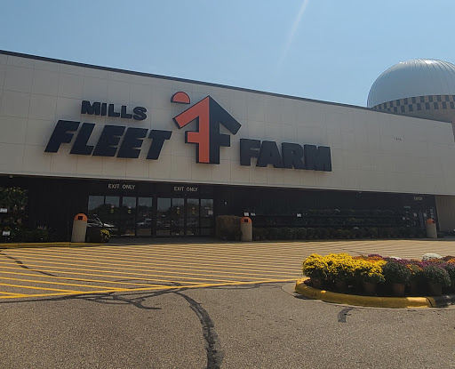 Department Store «Mills Fleet Farm», reviews and photos, 17070 Kenrick Ave, Lakeville, MN 55044, USA