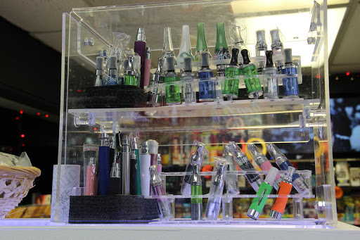 Tobacco Shop «Amsterdam Smoke Shop», reviews and photos, 510 W Court St, Seguin, TX 78155, USA