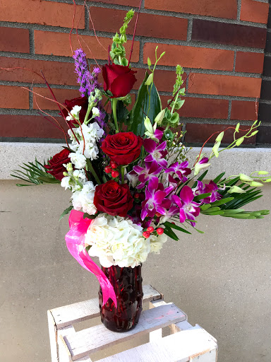 Florist «Flowers by Zsuzsana», reviews and photos, 21300 NW Cornell Rd #1201, Hillsboro, OR 97124, USA