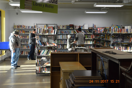 Thrift Store «Westminster Goodwill Retail Store and Donation Center», reviews and photos, 200 Baltimore Blvd, Westminster, MD 21157, USA