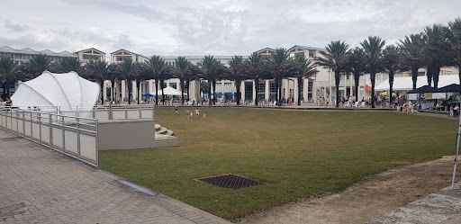 Outlet Mall «Shoreline Village Mall», reviews and photos, 886 Harbor Blvd, Destin, FL 32541, USA