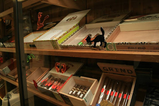 Tobacco Shop «Castle Smoke Shop», reviews and photos, 1119 Wheeler Ave, Dunmore, PA 18510, USA