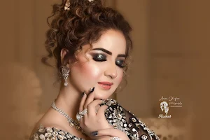 Rubab Beauty parlor & training institute Gujranwala . Best hair care , party makeup, and bridal services saloon image