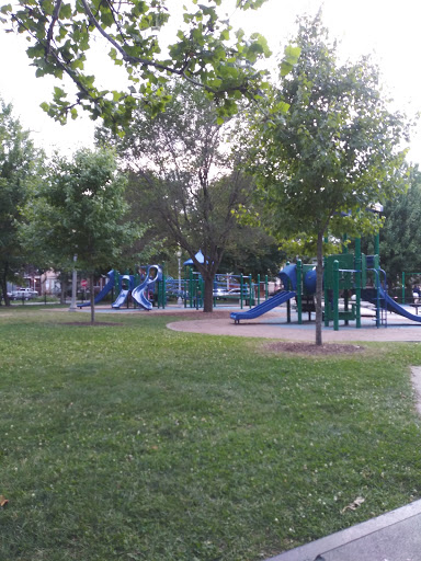 Park «Mayfair Park», reviews and photos, 4550 W Sunnyside Ave, Chicago, IL 60630, USA