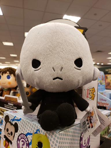 Barnes & Noble image