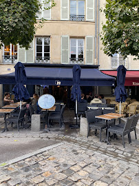 Atmosphère du Restaurant Le XV - Bar, Planches & Viandes à Versailles - n°3