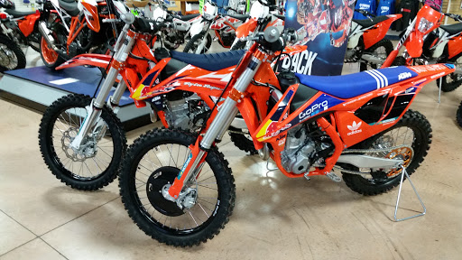 Motorcycle Dealer «B & B Sales & Services», reviews and photos, 343 Champ Blvd, Manheim, PA 17545, USA