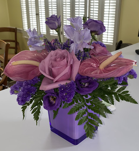 Florist «Town & Country Gardens Geneva», reviews and photos, 216 W State St, Geneva, IL 60134, USA