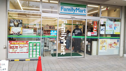ファミリーマート 狭山市駅西口店