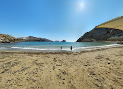 Playa El Hornillo 2'in fotoğrafı - rahatlamayı sevenler arasında popüler bir yer
