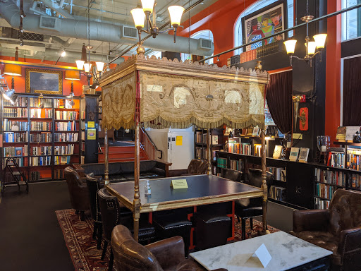 Book Store «Battery Park Book Exchange», reviews and photos, 1 Page Ave #101, Asheville, NC 28801, USA