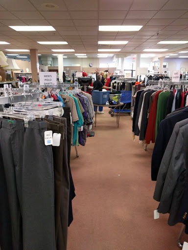 Thrift Store «Threads Of Hope Thrift Store», reviews and photos, 230 Woodmere Mall, Crossville, TN 38555, USA