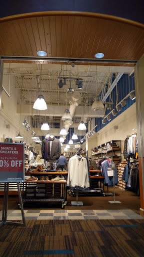 Shopping Mall «Great Lakes Crossing Outlets», reviews and photos, 4000 Baldwin Rd, Auburn Hills, MI 48326, USA