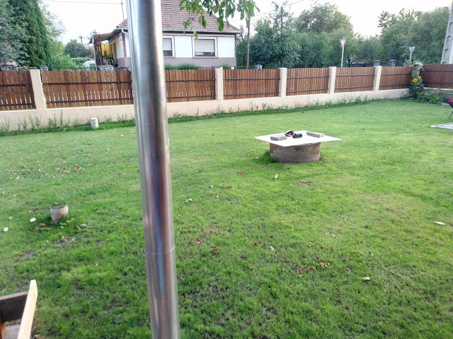 Nyitvatartás: Diófa Apartman