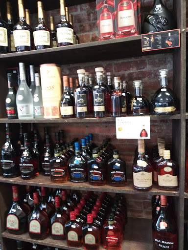 Wine Store «City Liquor & Wine», reviews and photos, 298 Main St, Poughkeepsie, NY 12601, USA