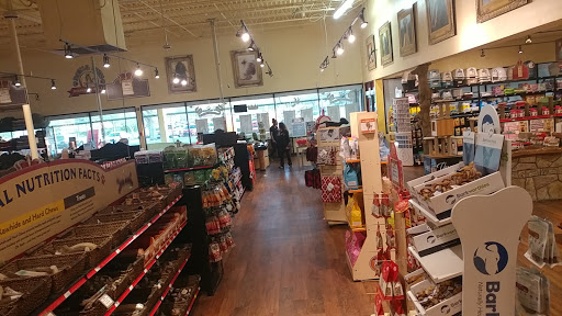 Royal Pets Market, Resort, Veterinary Center