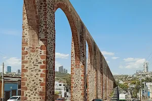 Acueducto de Querétaro image