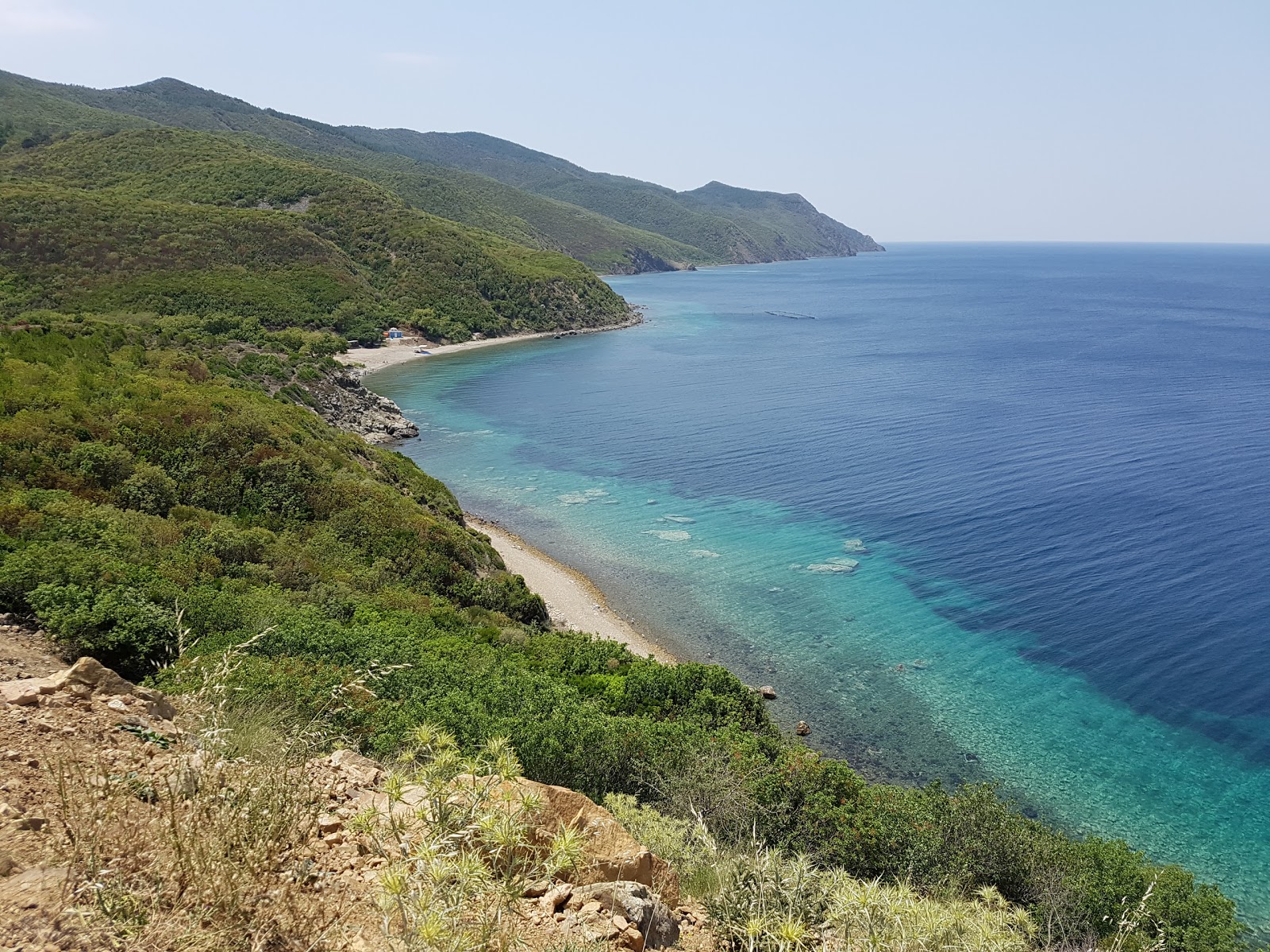 Φωτογραφία του Degirmenduzu beach με βότσαλο επιφάνεια