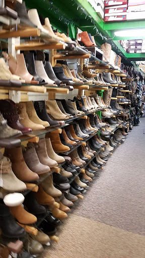 Shoe Store «Heel & Sole Shoes», reviews and photos, 708 Mangrove Ave, Chico, CA 95926, USA