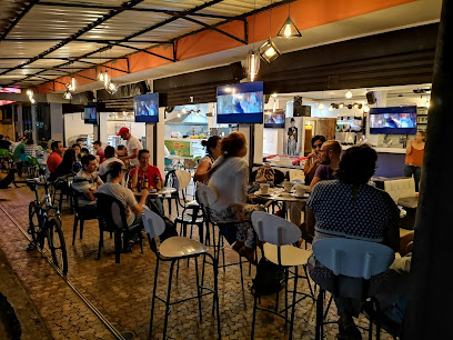 Restaurante Gourmet Los Paisas - Cra. 13 #15-45, Mitú, Vaupés, Colombia